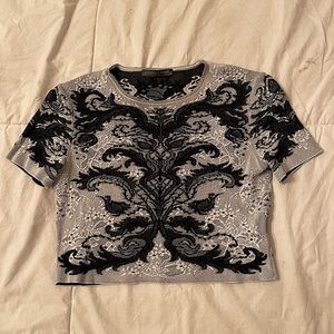 Alexander McQueen crop top size S colors black and white